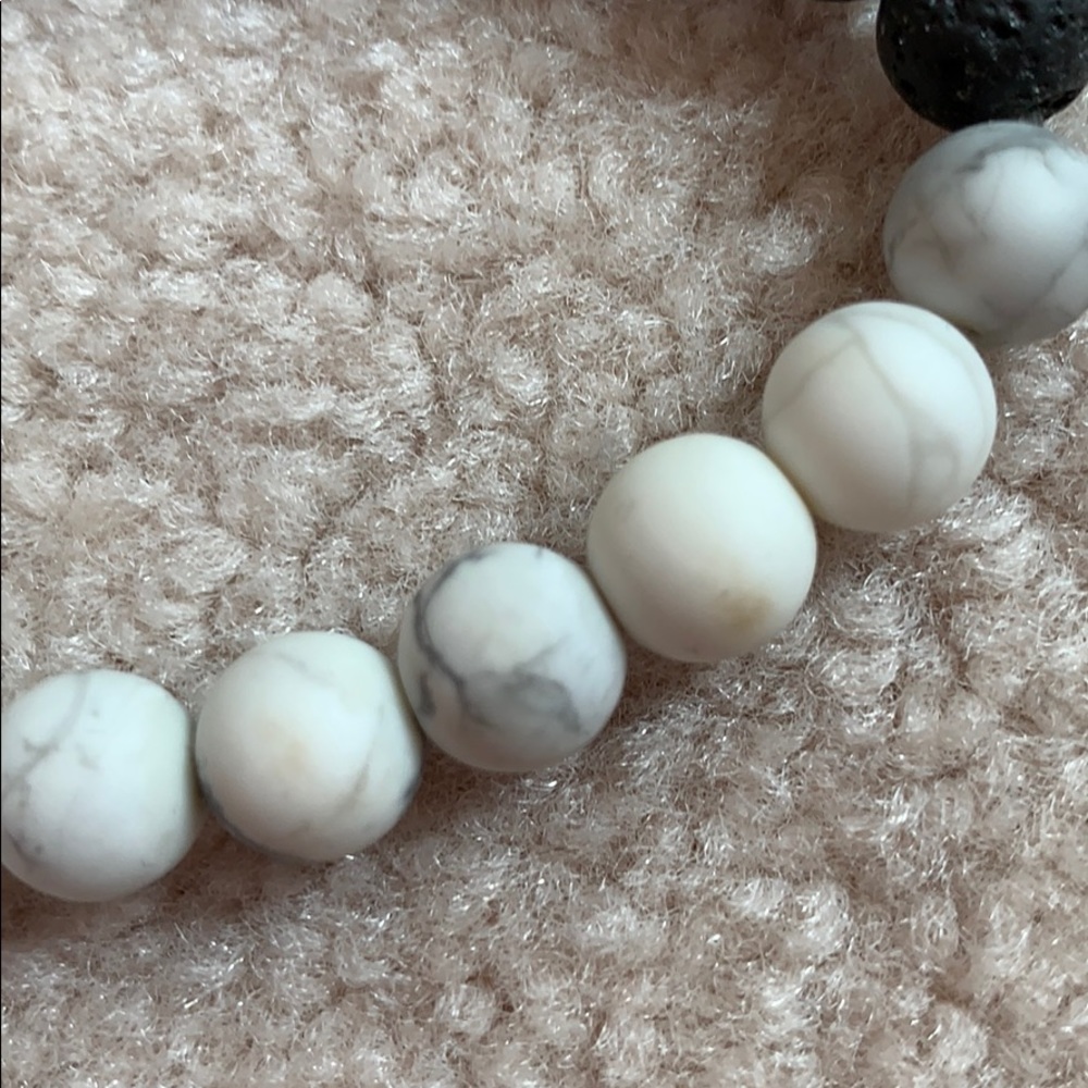 Essential oil diffuser bracelet - Picture 4 of 8